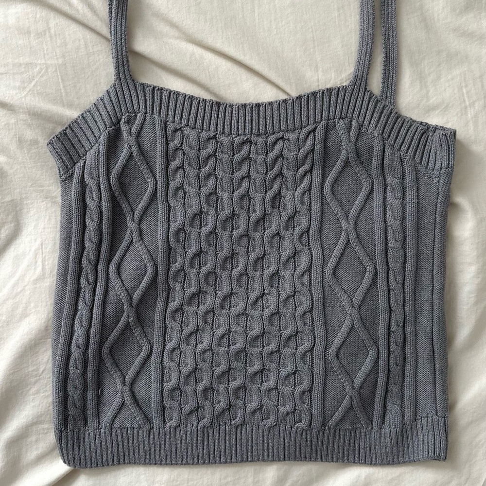 ANTHROPOLOGIE GRAY CABLE KNIT TANK TOP Cropped Length Slim Fit Size-Large - Picture 9 of 9
